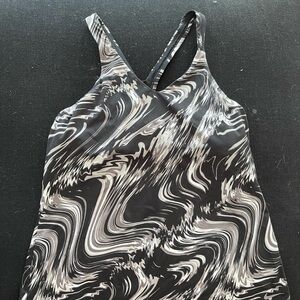 Black and White Swirl Pattern Tankini Top
